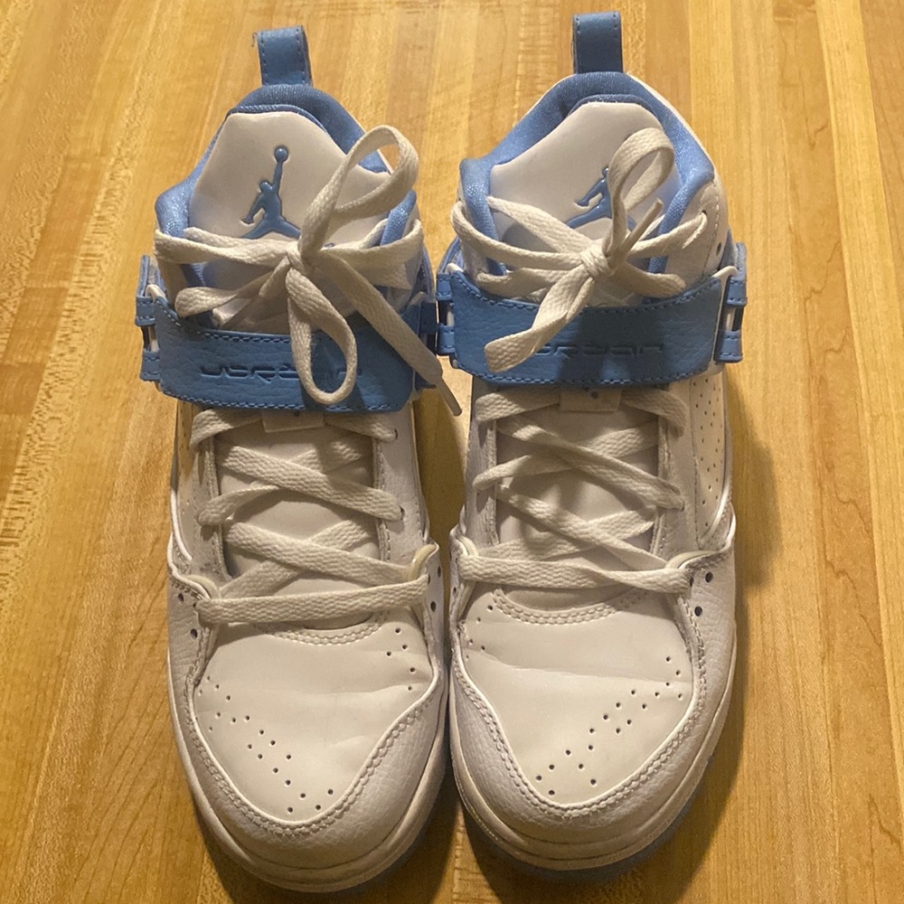 Jordan Flight 45 light blue and white